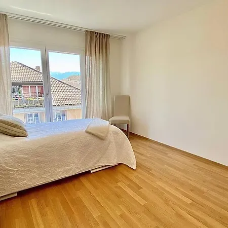 Exclusive Bright Terrace, City Center Of * Лозана